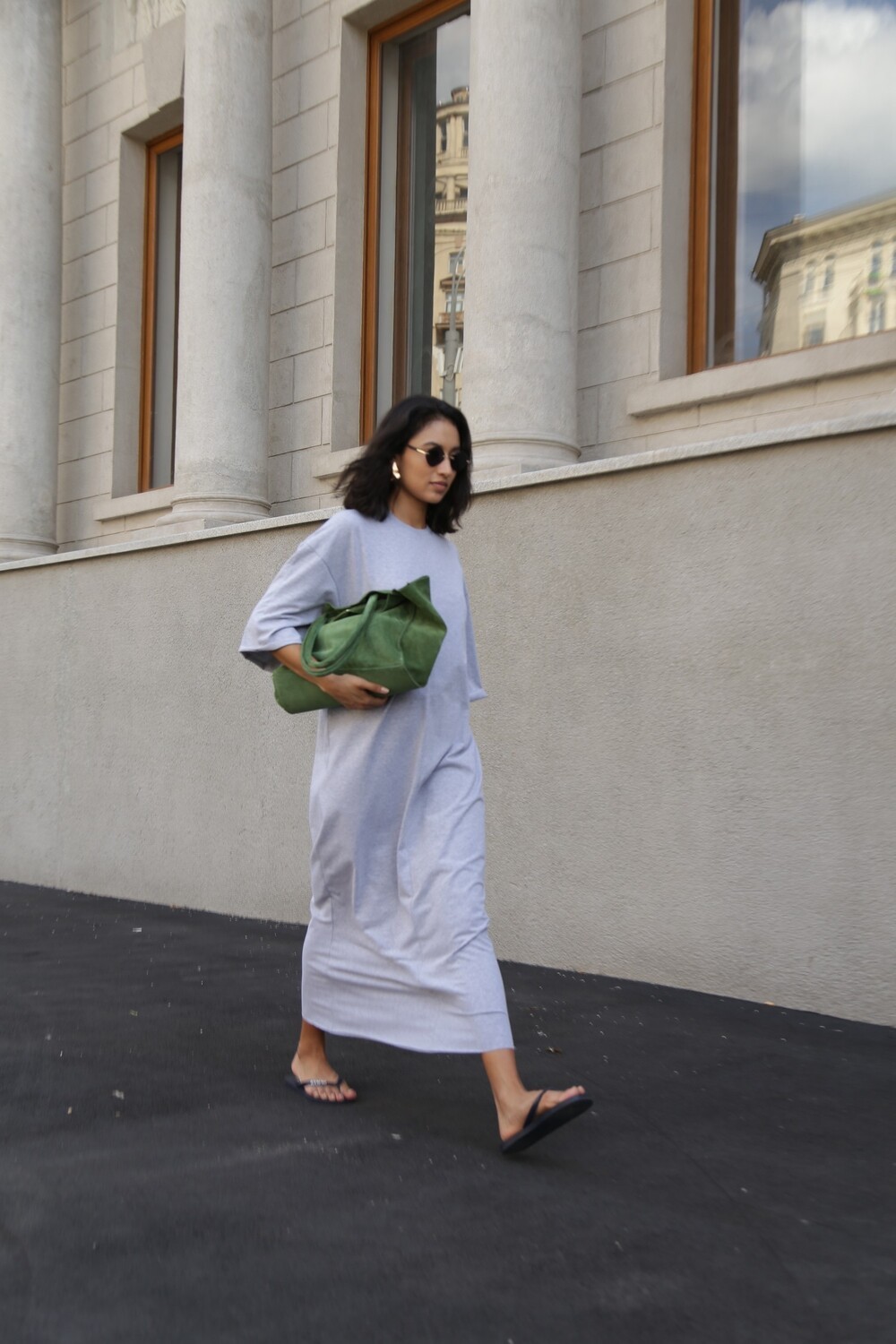 T-shirt dress grey